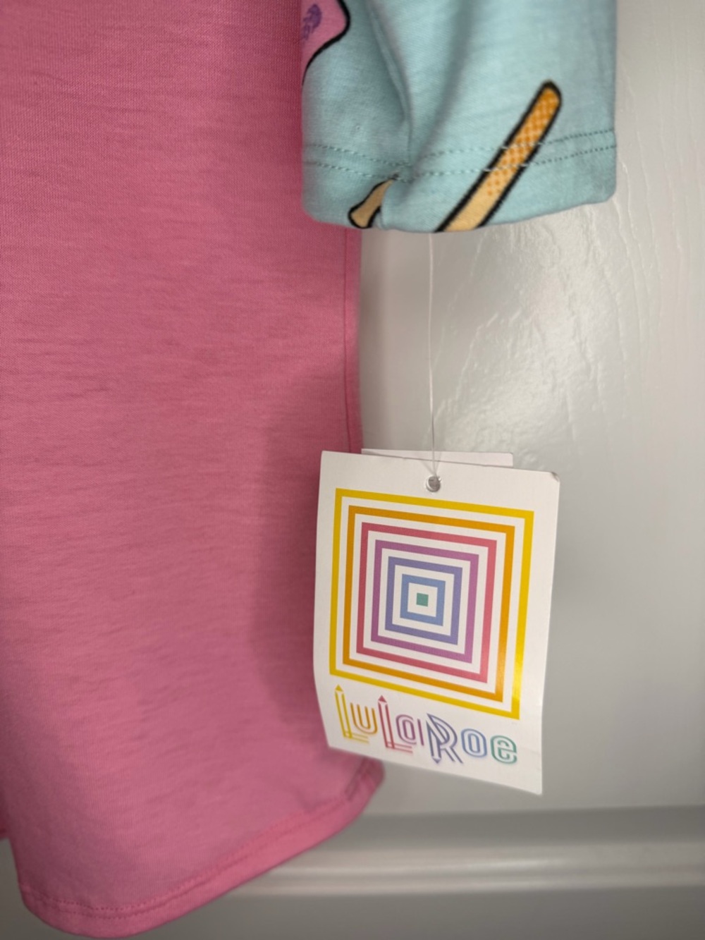 LuLaRoe Pink Top with Mint Trim and Fun Popsicle Print NWT size Small - Picture 3 of 6